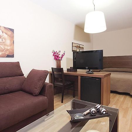 Hotel Mar De Plata Sarria Bagian luar foto